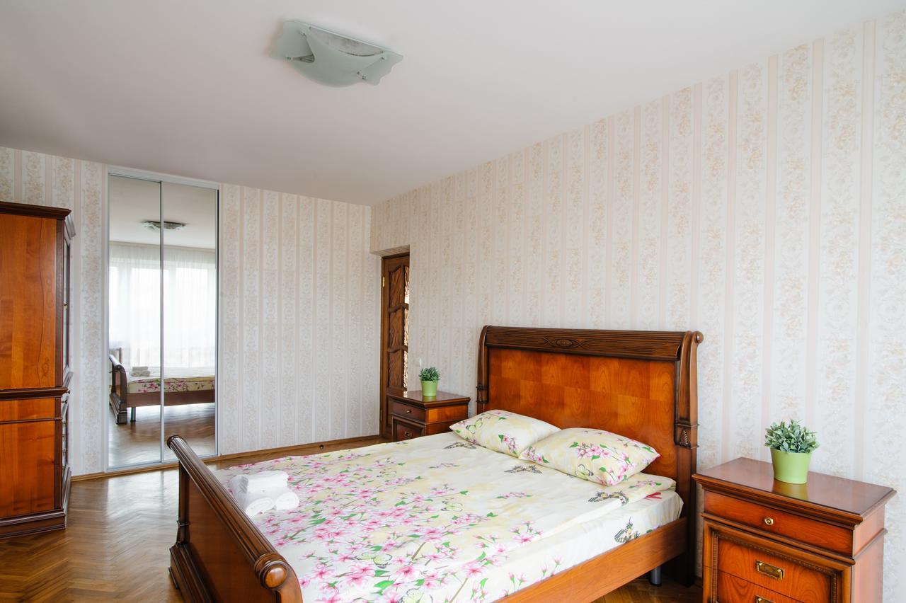 Rooms For Rent In The Mayakovskogo มินสก์ ภายนอก รูปภาพ